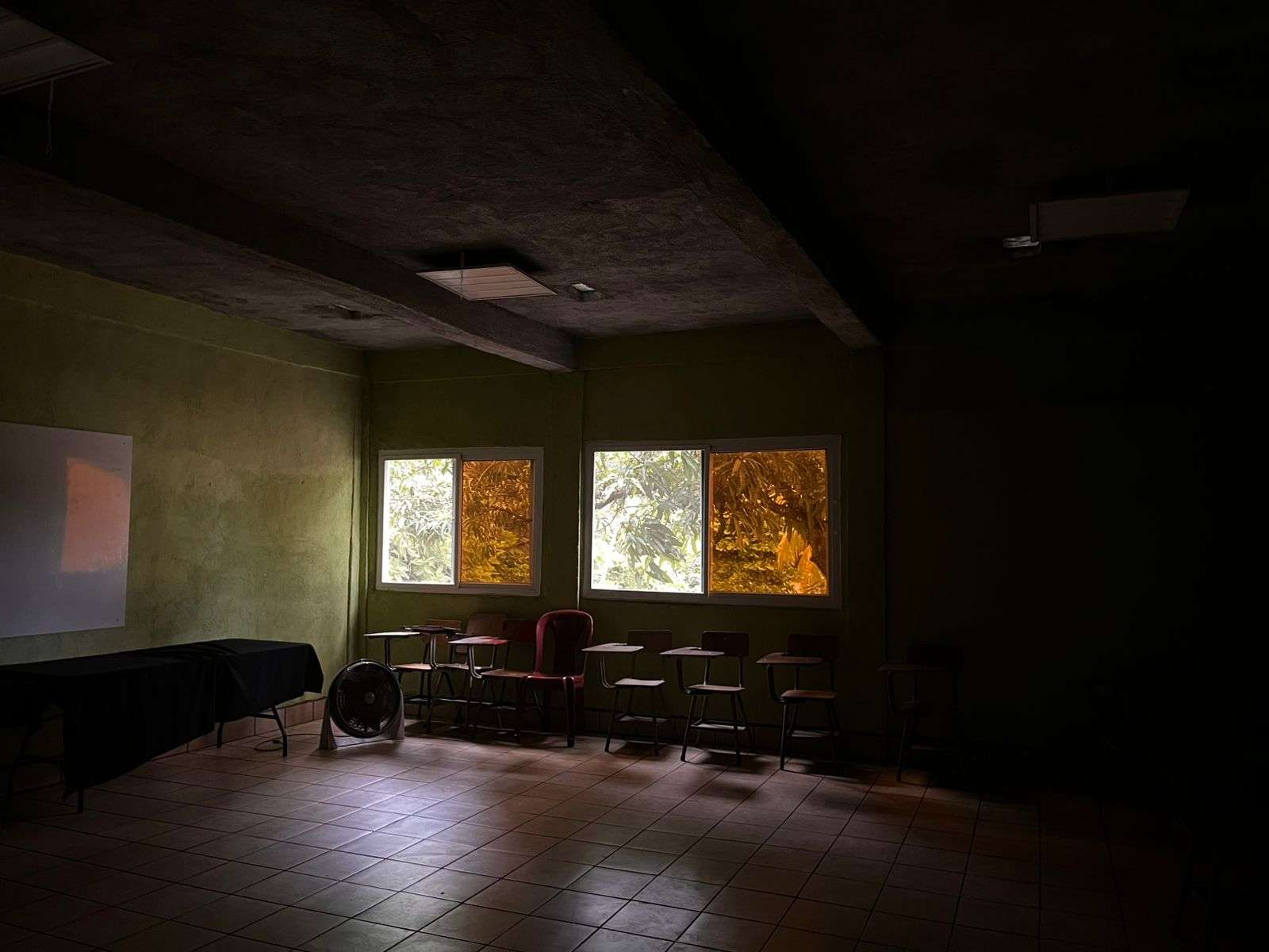 classroom without lighting is very dark.