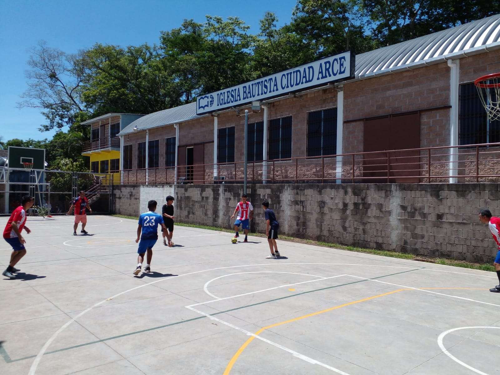 Valle Nuevo Student Center