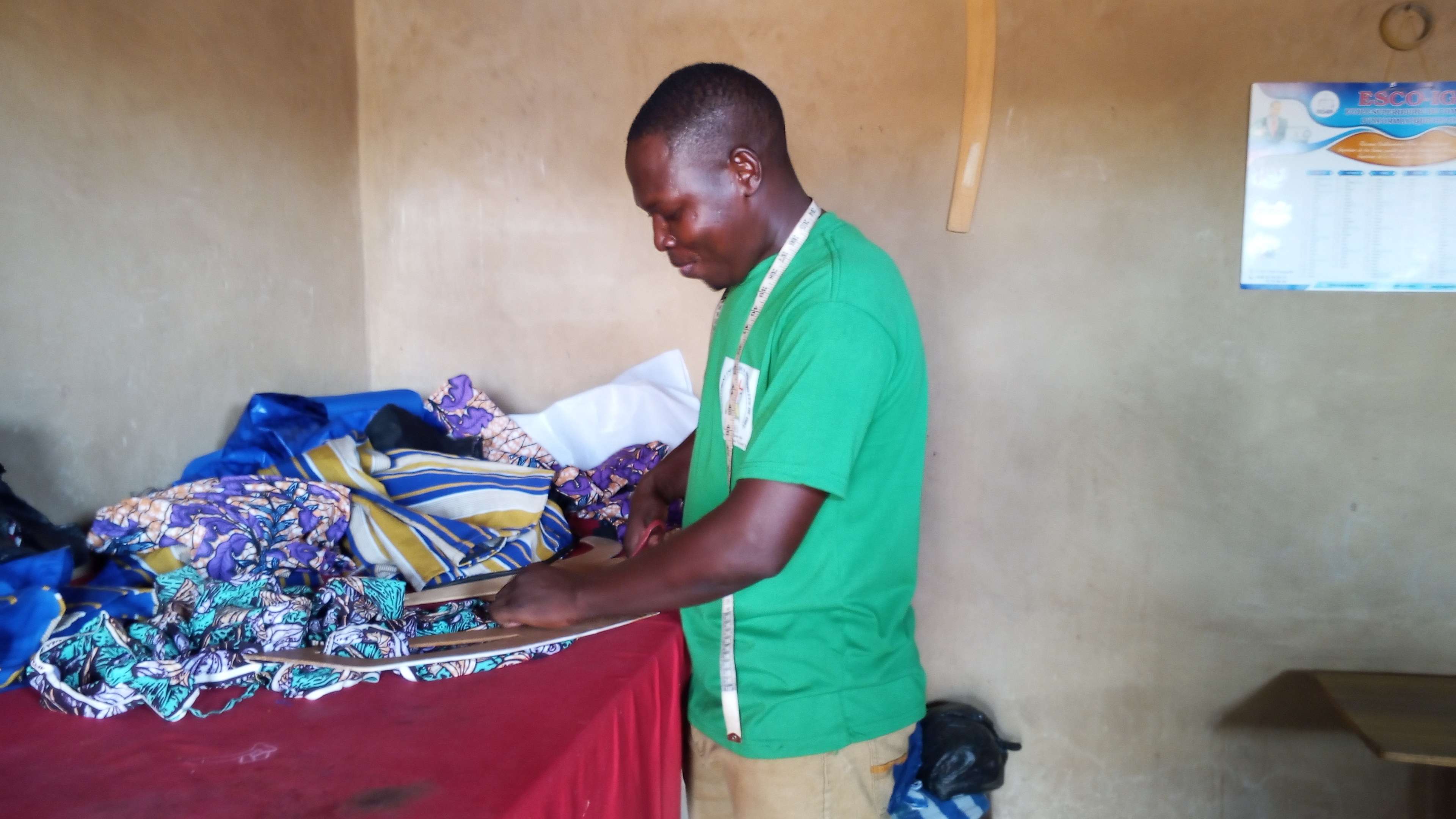 The cutting and sewing trainer